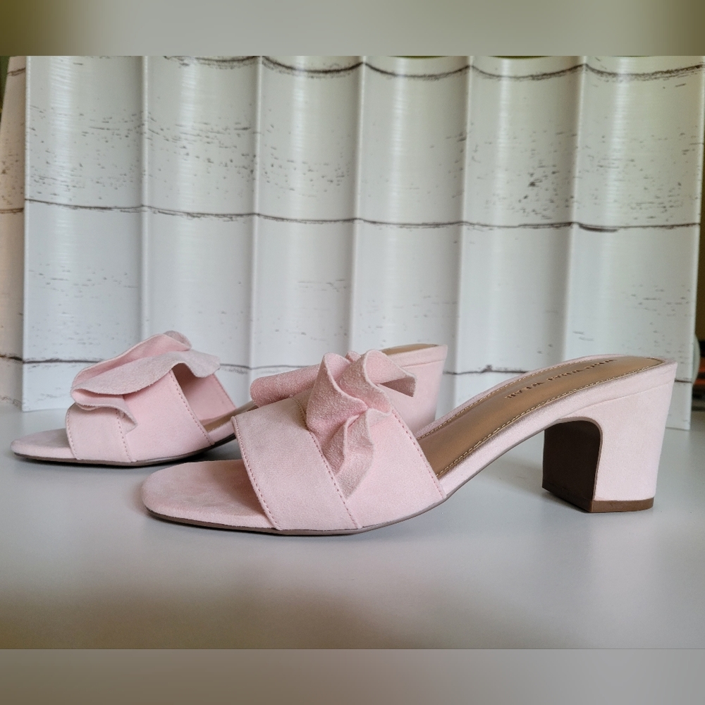 Who What Wear, Zadie Ruffled Mule Heels Sandals in Light Pink Vegan Size… - Picture 3 of 7
